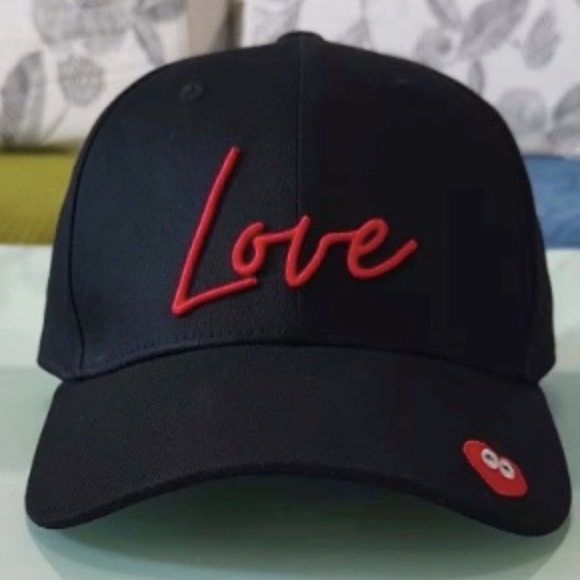 Crazy Hearts Designs, 3D Embroidered  "  Love " Hat in Black - Size: Adjustable - Picture 2 of 4